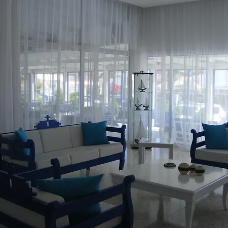Apartahotel Flokkas