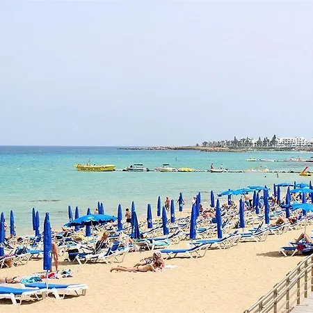 Flokkas Apartahotel