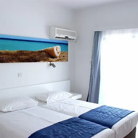 Apartahotel Flokkas 2*