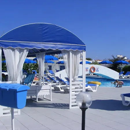 Flokkas Apartahotel Protaras